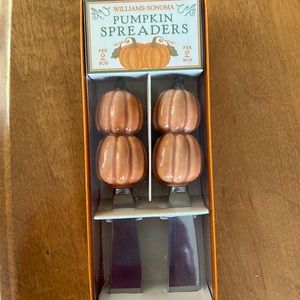 Williams Sonoma Pumpkin spreaders